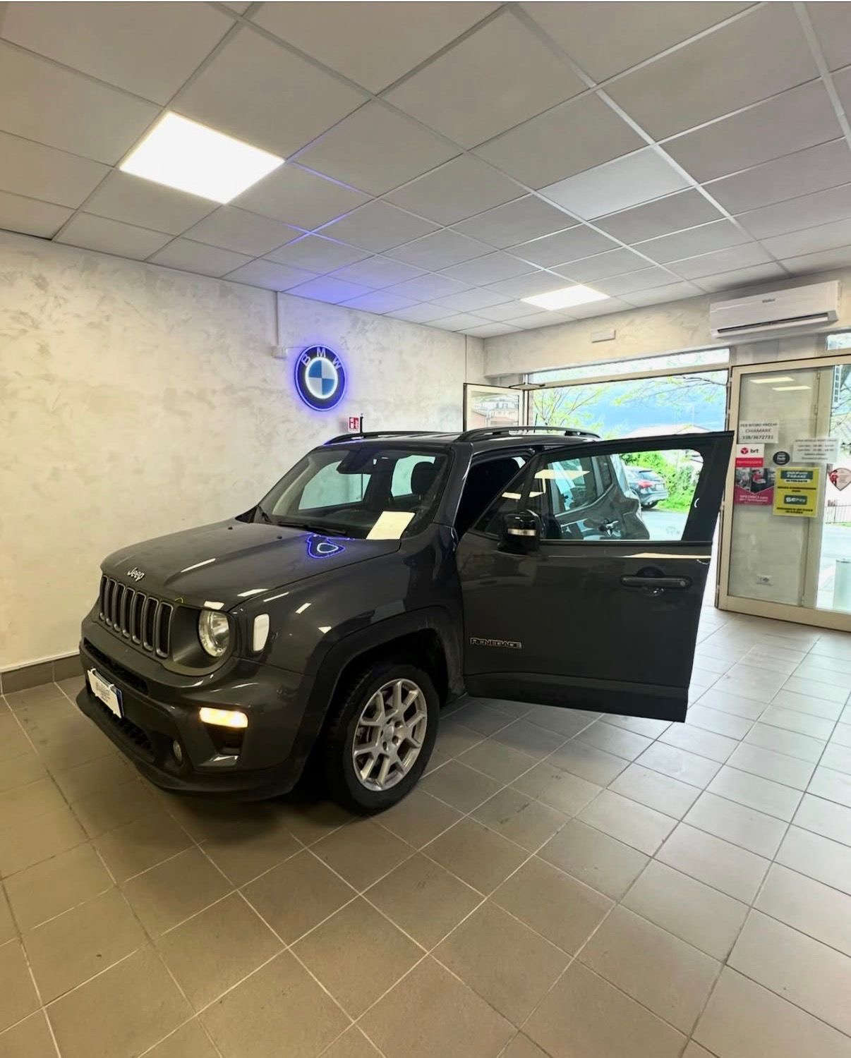 Jeep Renegade 2025 in noleggio Frosinone — SosaWorldRent